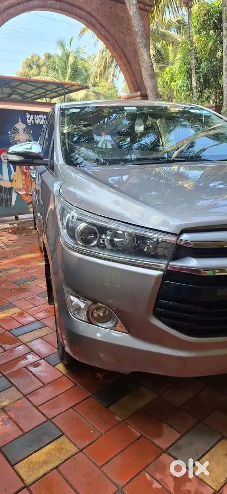 Toyota Innova Crysta 2016