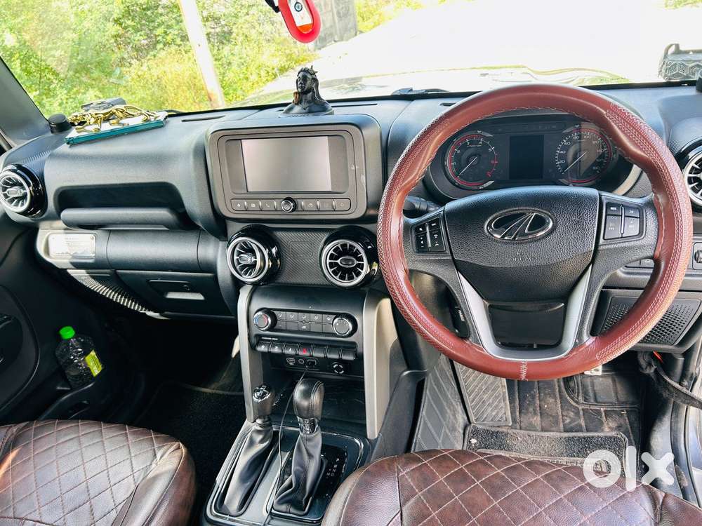 Mahindra Thar Lx 4-str Convertible At, 2021, Petrol