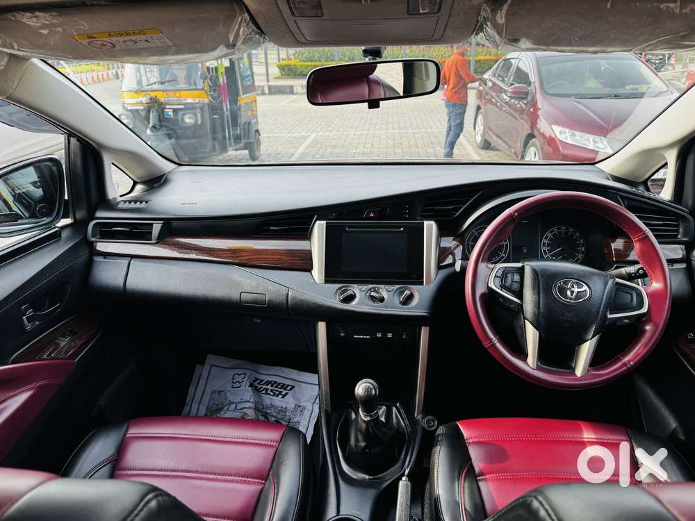 Toyota Innova Crysta 2.4 G Mt 8s, 2019, Diesel