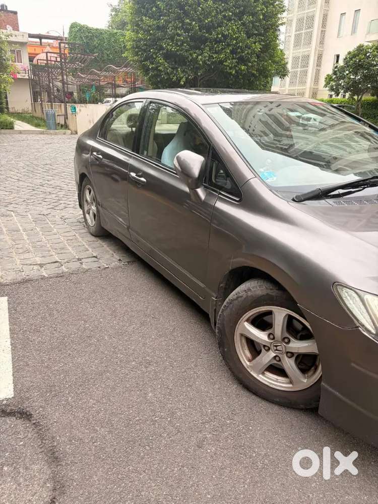 Honda Civic 1.8 Sunroof 2011 Well Mintanance With Service Company Reco