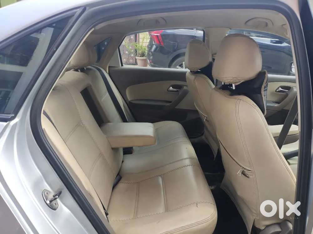 Skoda Rapid 2012 year car