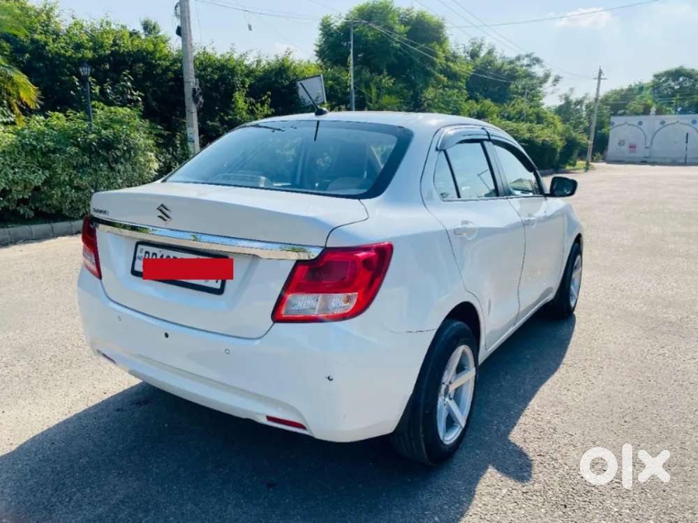 Maruti Suzuki Dzire 1.2 Vxi, 2023, Petrol
