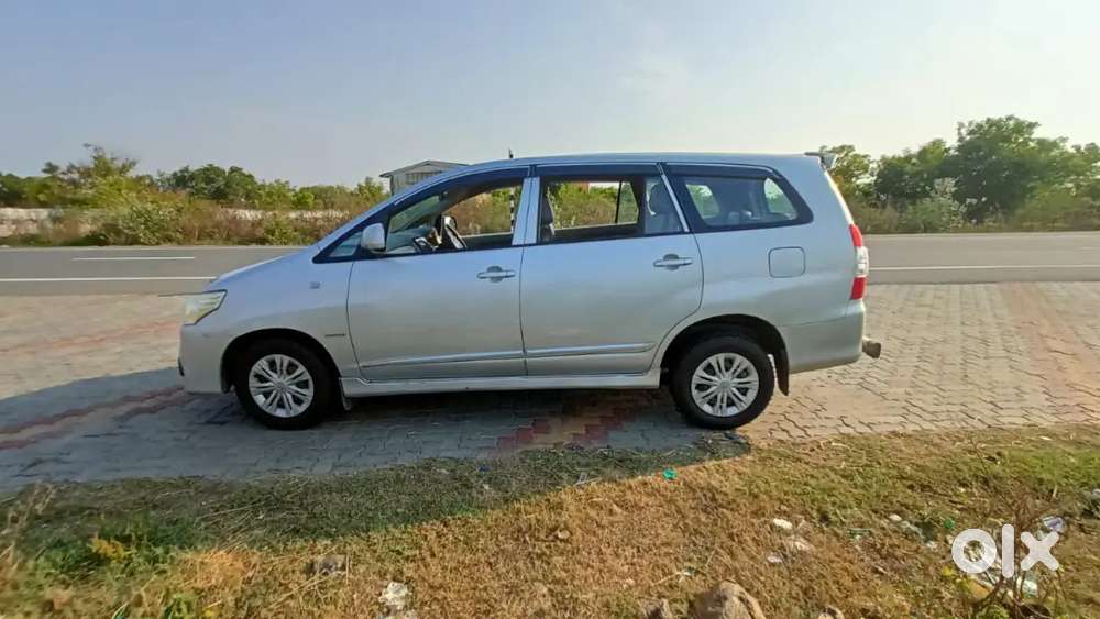 Toyota Innova 2014 Diesel 170000 Km Driven