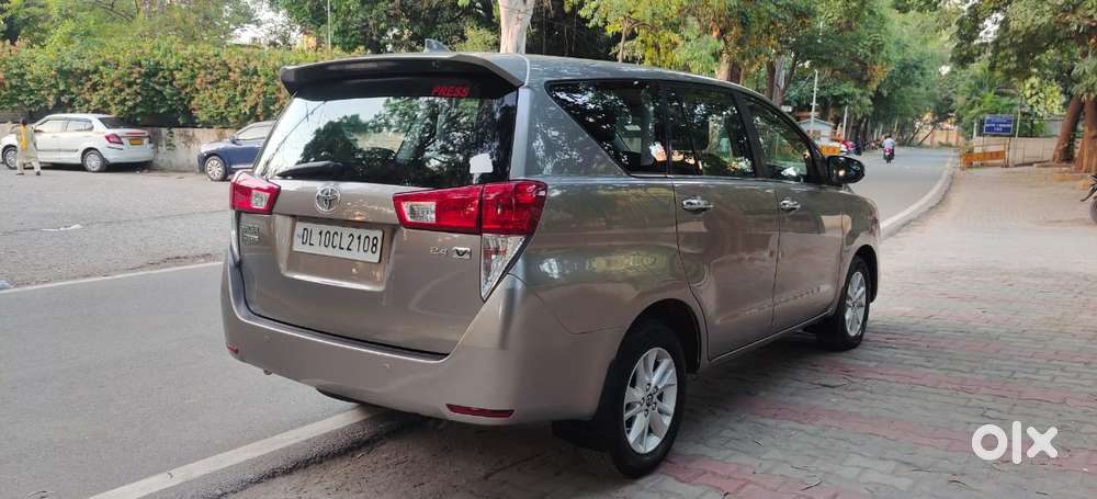 Toyota Innova Crysta 2.4 Vx Mt, 2018, Diesel