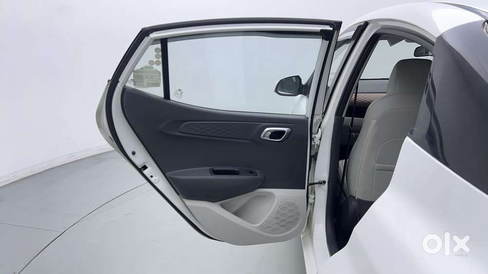 Hyundai Aura Sx Plus Crdi Automatic, 2022, Diesel