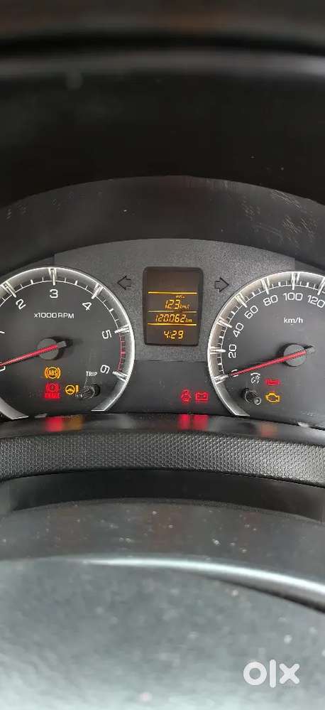 Swift Maruti Amt 2015 Km Driven