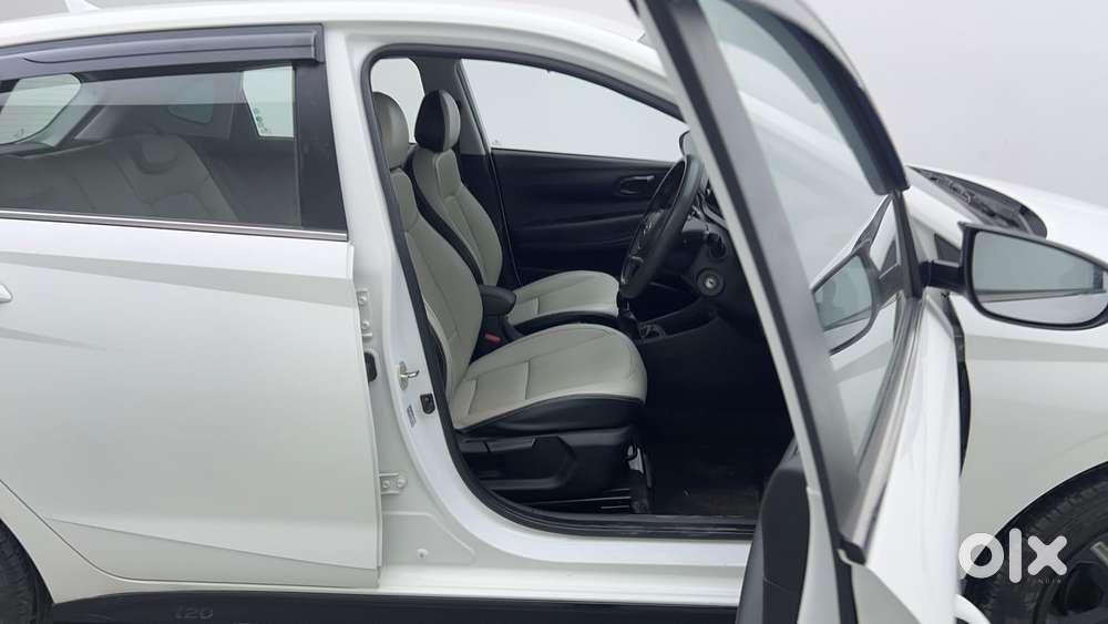 Hyundai I20 1.2 Sportz, 2023, Petrol