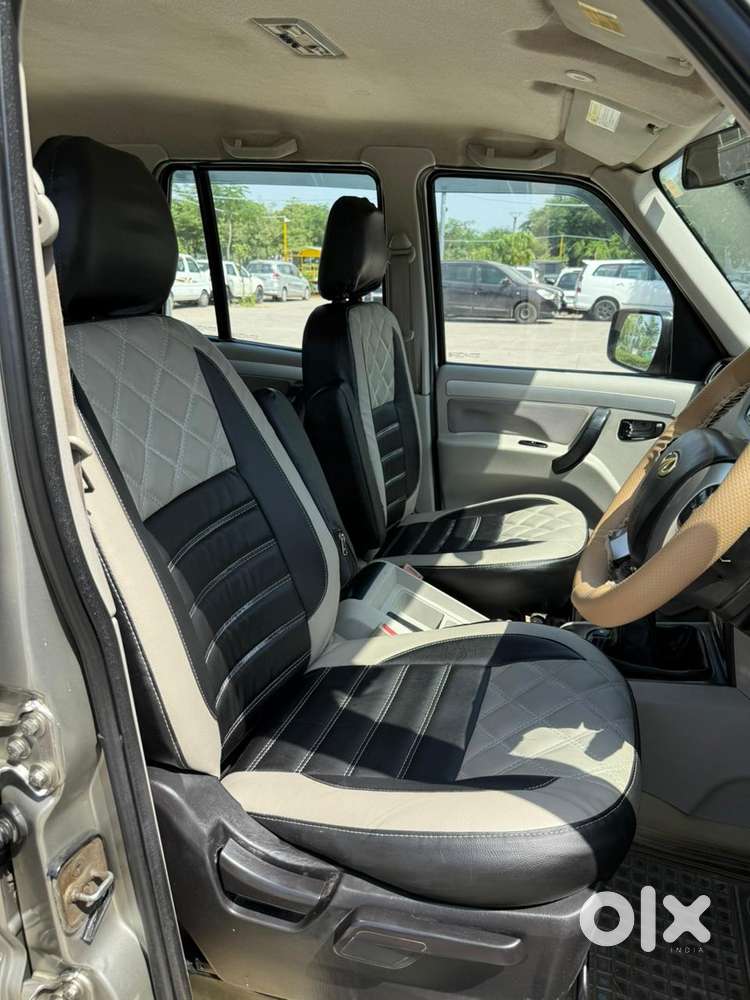 Mahindra Scorpio S10 7 Seater, 2015, Diesel