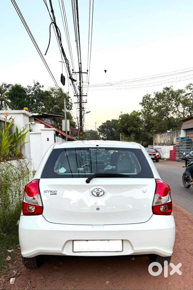 Toyota Etios Liva 2016
