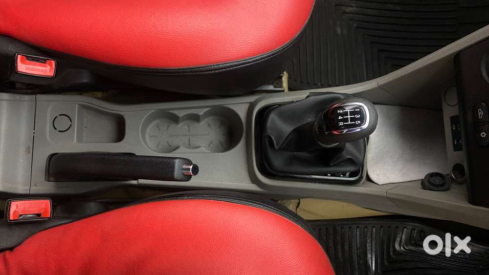 Tata Tiago 1.2 Revotron Xt, 2017, Petrol