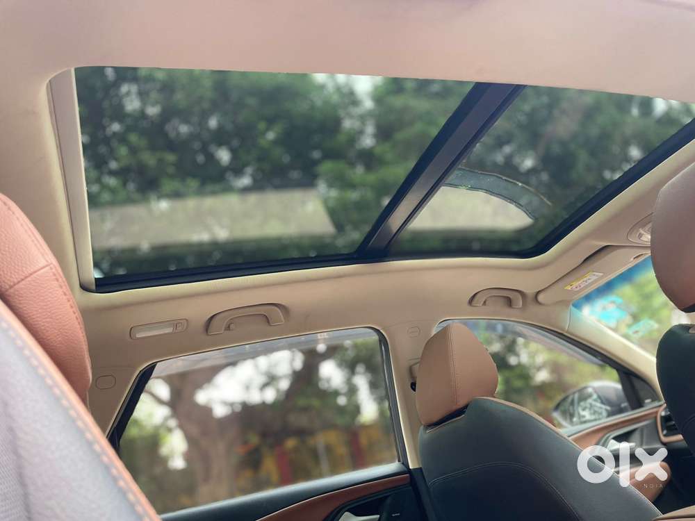 Mg Hector Plus Savvy Pro 1.5 Turbo Petrol Cvt 7 Str, 2024, Petrol