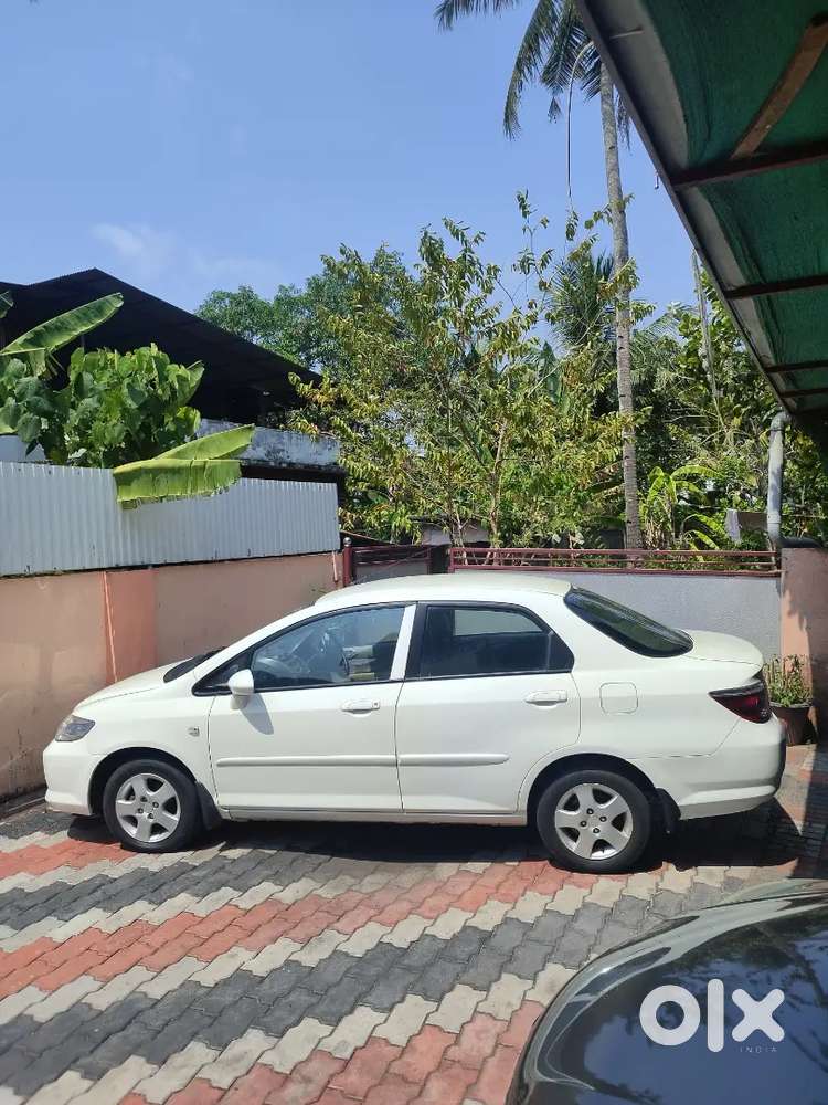 Honda City Zx 2006 Petrol Well Maintained