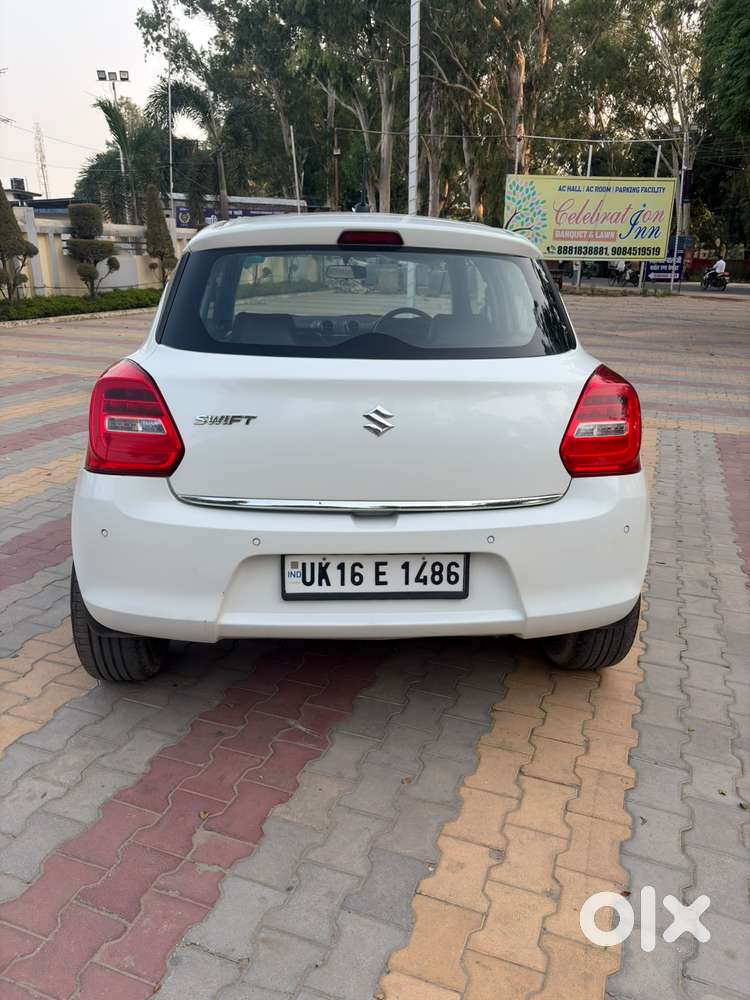 Maruti Suzuki Swift Vxi Optional, 2022, Petrol