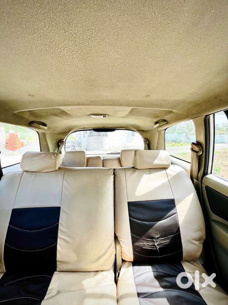 Toyota Innova 2011 Diesel Well Maintained