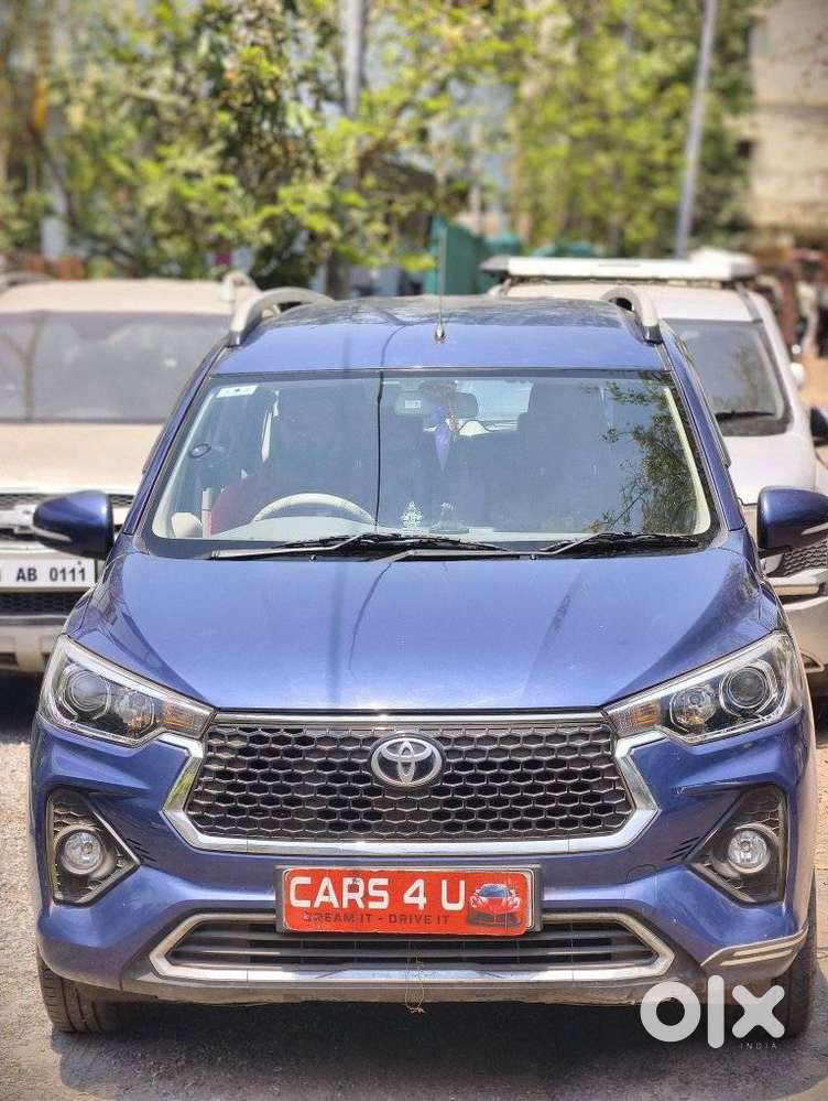 Toyota Rumion V Mt, 2024, Petrol