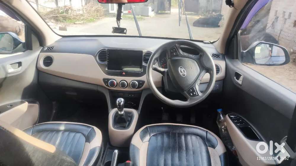 Hyundai Grand I10 Sportz 2015 Variant Diesel