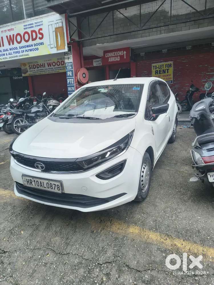 Tata Altroz 1.2 Xm 2020 Second Owner