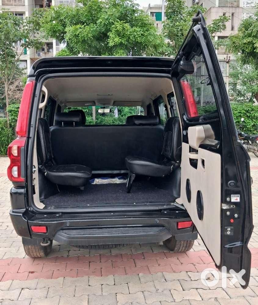 Mahindra Scorpio S11 Mt 7s, 2024, Diesel