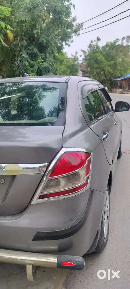 Maruti Suzuki Dzire 1.2 Vxi 2013