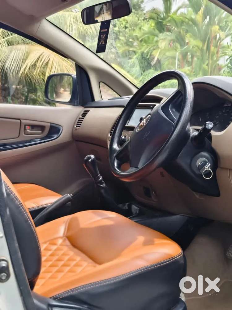 Toyota Innova Crysta 2016