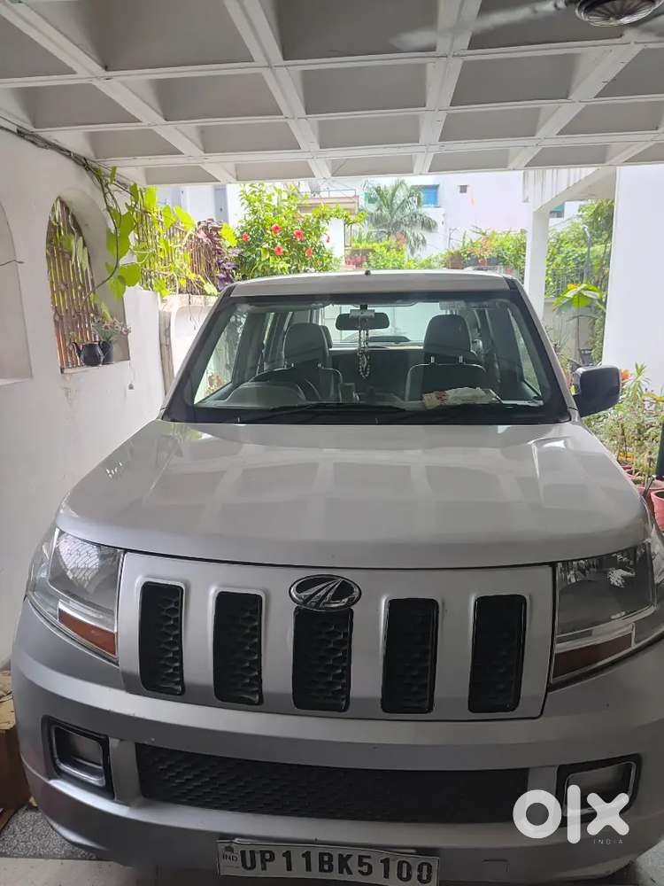 Mahindra Tuv 300 2018