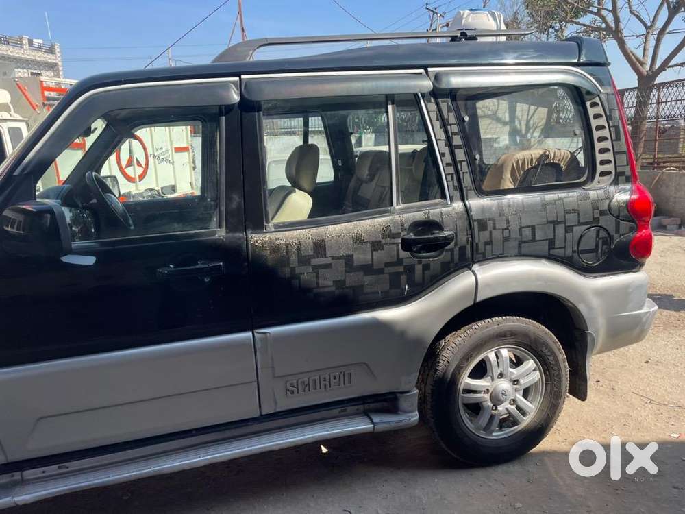 Mahindra Scorpio 2014 Diesel Well Maintained