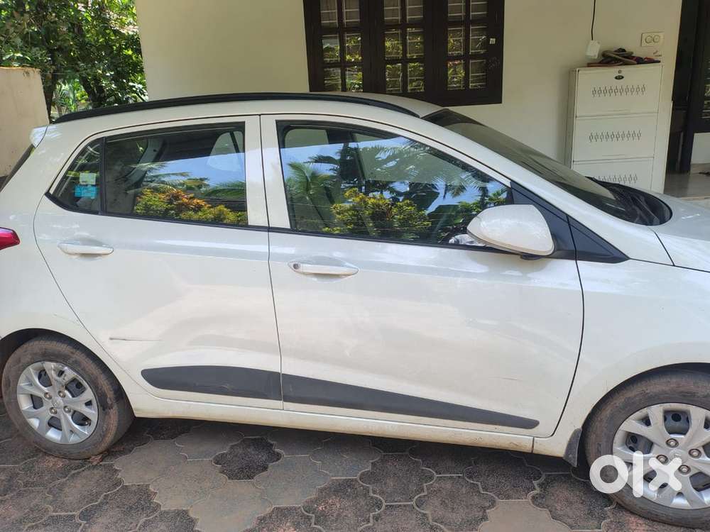 Hyundai Grand I10 2015 Petrol Well Maintained