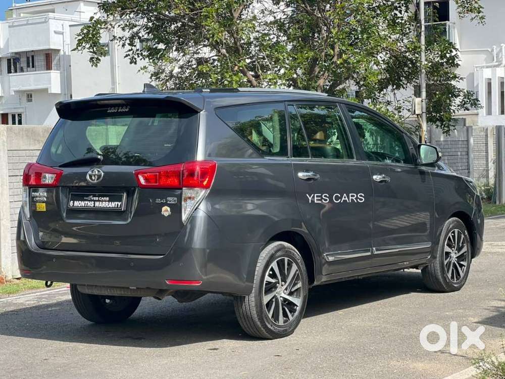 Toyota Innova Crysta 2.8z Automatic, 2022, Diesel