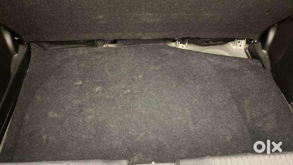 Maruti Suzuki Swift Vvt Vxi, 2022, Petrol