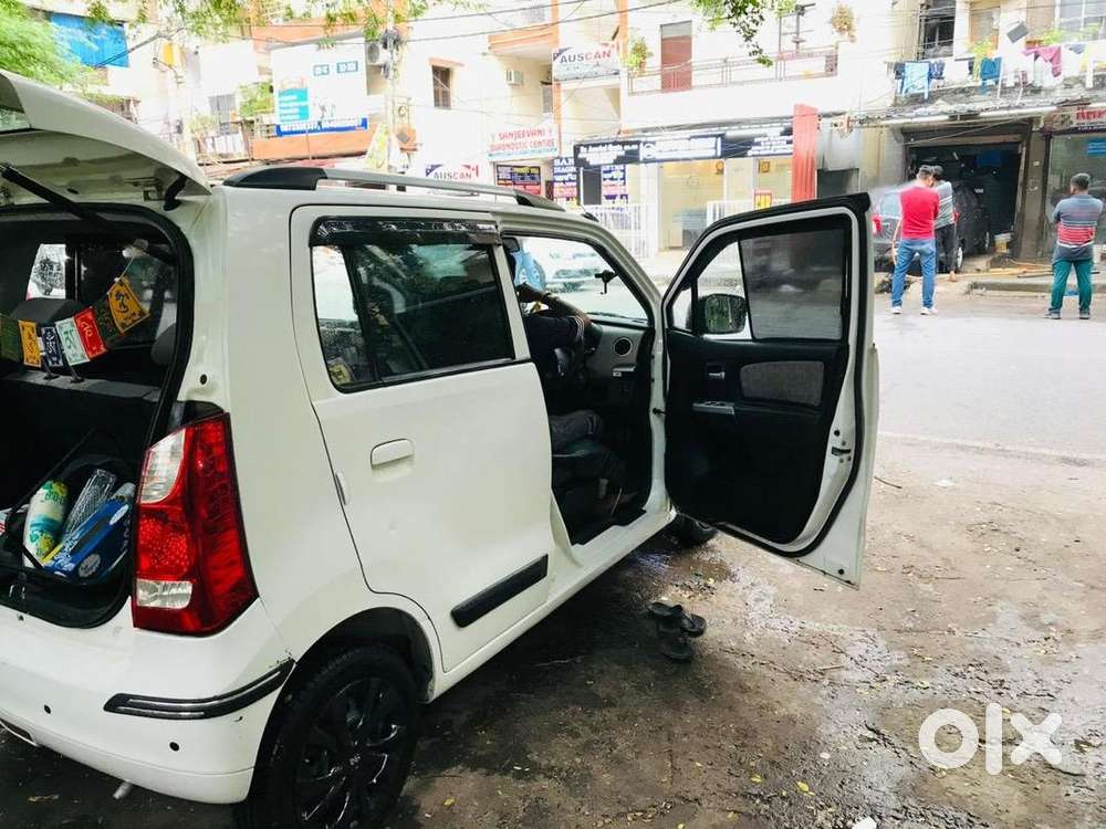 Maruti Suzuki Wagonr Vxi 1.0