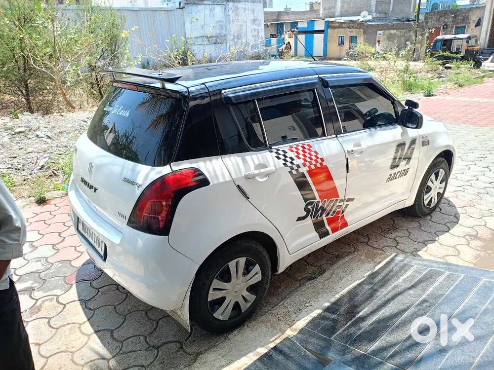 Maruti Suzuki Swift 2011 Diesel 175000 Km Driven