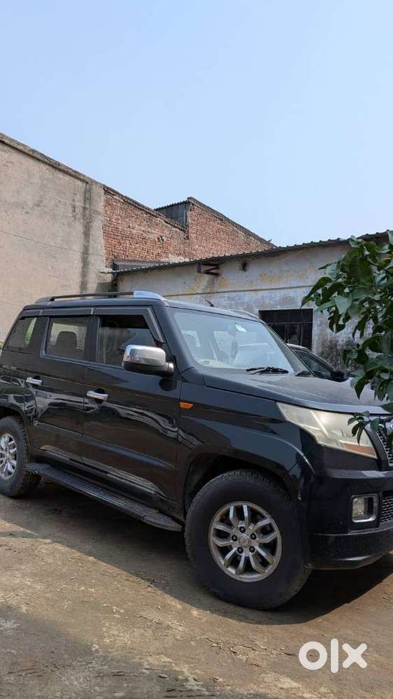 Mahindra Tuv 300 T8, 2016, Diesel