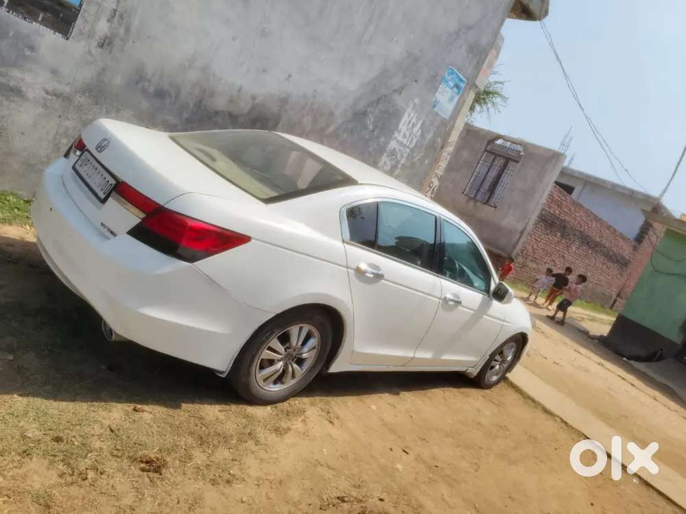 Honda Accord 2011 At