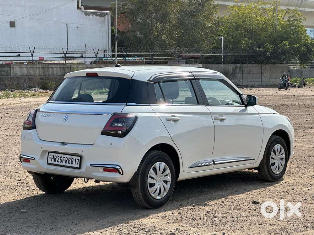 Maruti Suzuki Swift Zxi Plus Amt Dual Tone, 2025, Petrol