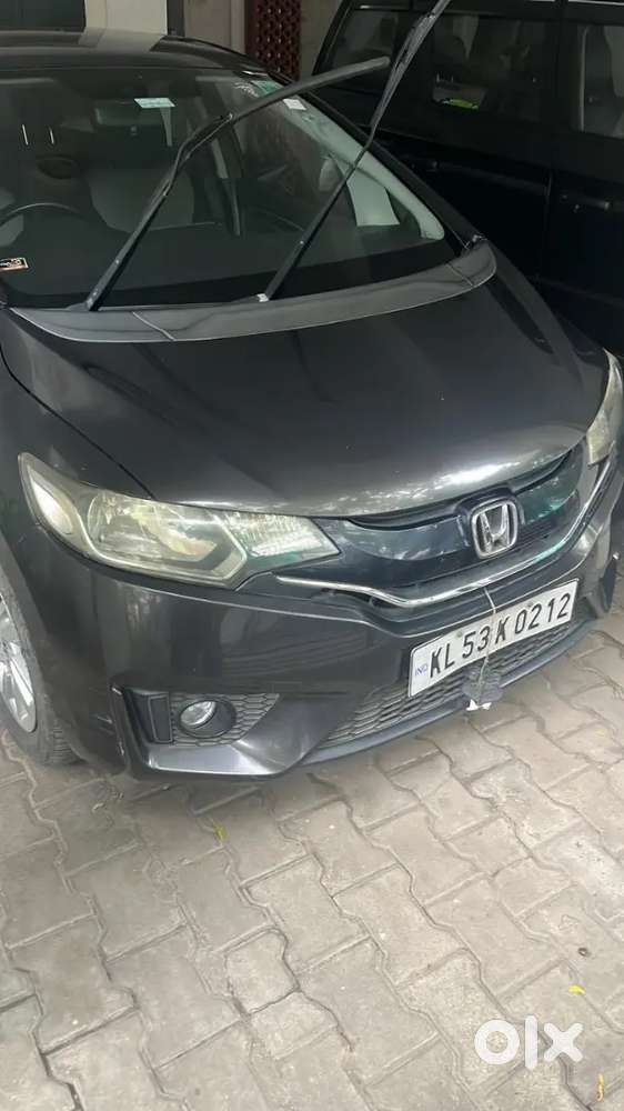 Honda Jazz 2016 Petrol 85000 Km Driven