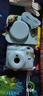 Electronic device (Camera)