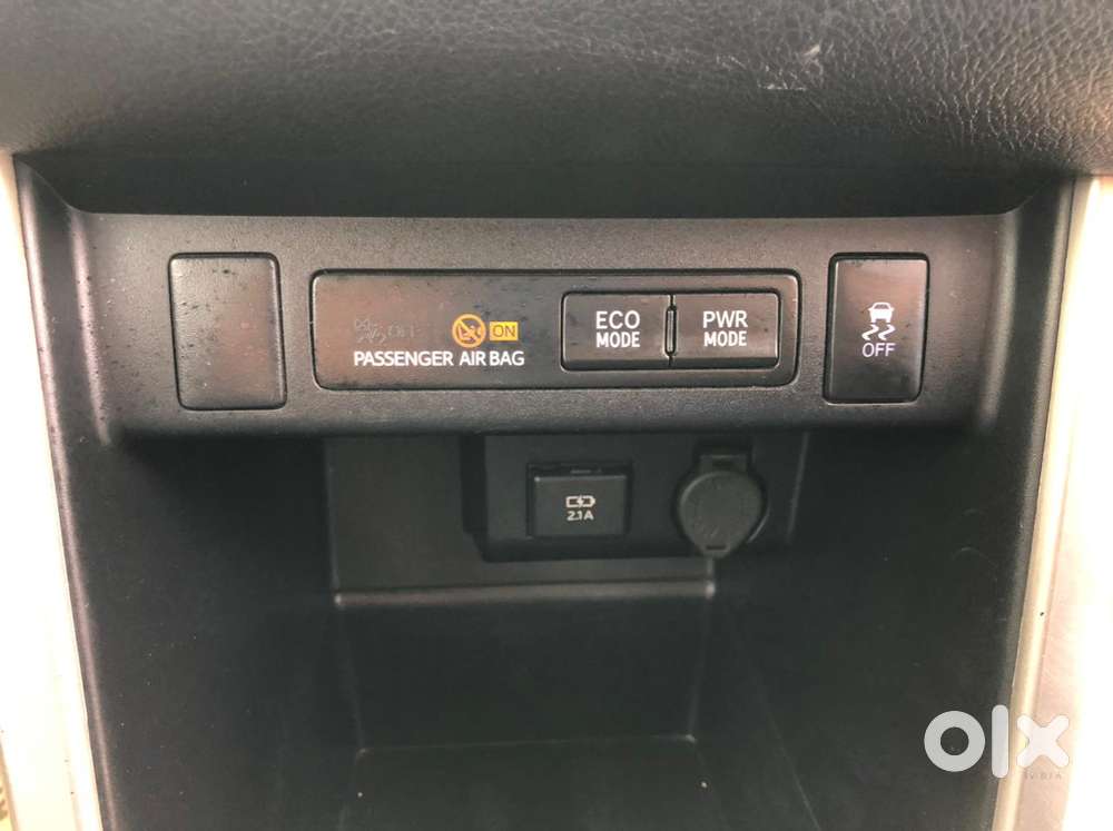 Toyota Innova Crysta [2020-ongoing] 2.4 Vx 7 Str, 2020, Diesel