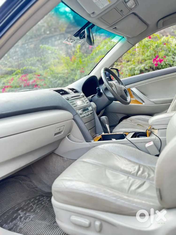 Toyota Camry 2006 Petrol Well Maintained