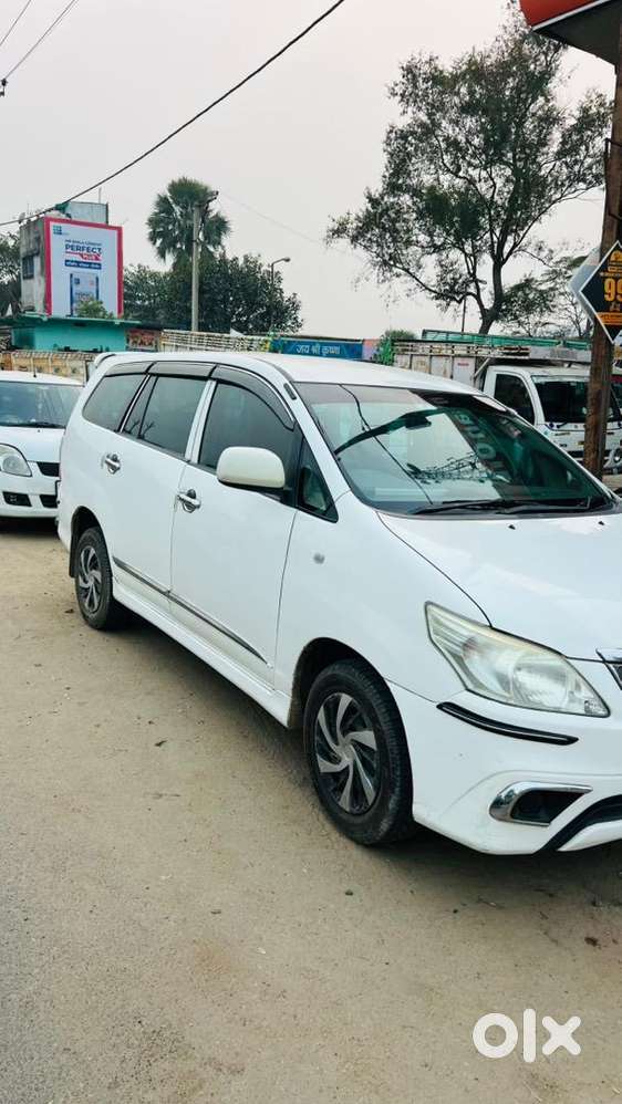 Toyota Innova 2013 Diesel Well Maintained