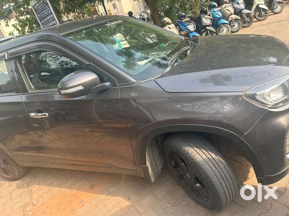 2020 Maruti Brezza Lxi