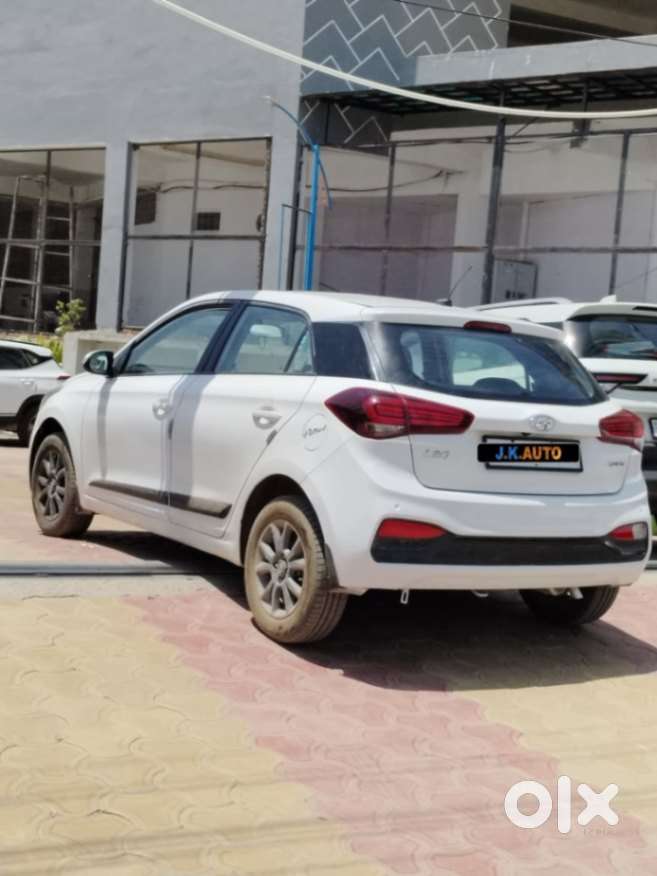 Hyundai I20 Sportz 1.2 Vtvt, 2019, Petrol