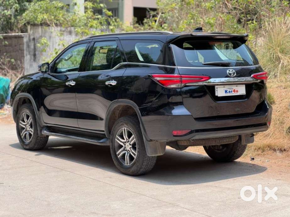 Toyota Fortuner [2021-ongoing] 2.8 2wd Diesel At, 2024, Diesel