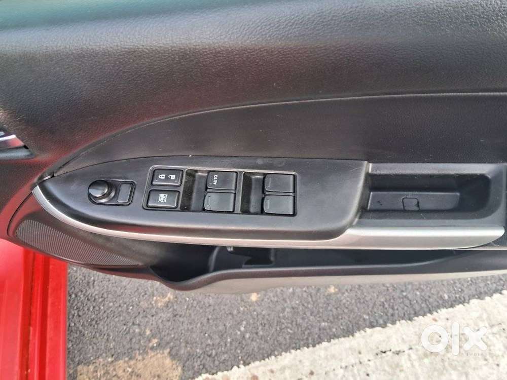 Maruti Suzuki Baleno 1.2 Zeta At, 2018, Petrol