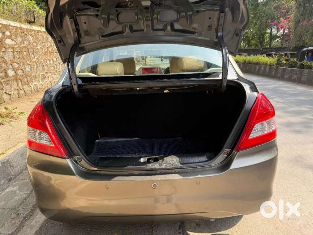 Maruti Suzuki Swift Dzire Amt Vxi, 2016, Petrol