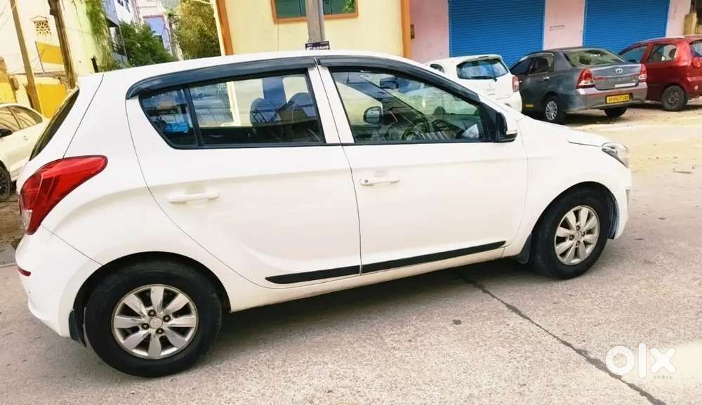 Hyundai I20 Crdi Sportz 2014