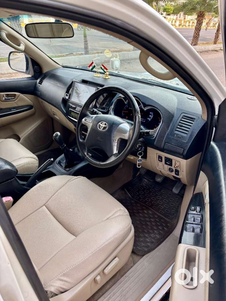 Toyota Fortuner 3.0 4x2 Mt, 2014, Diesel