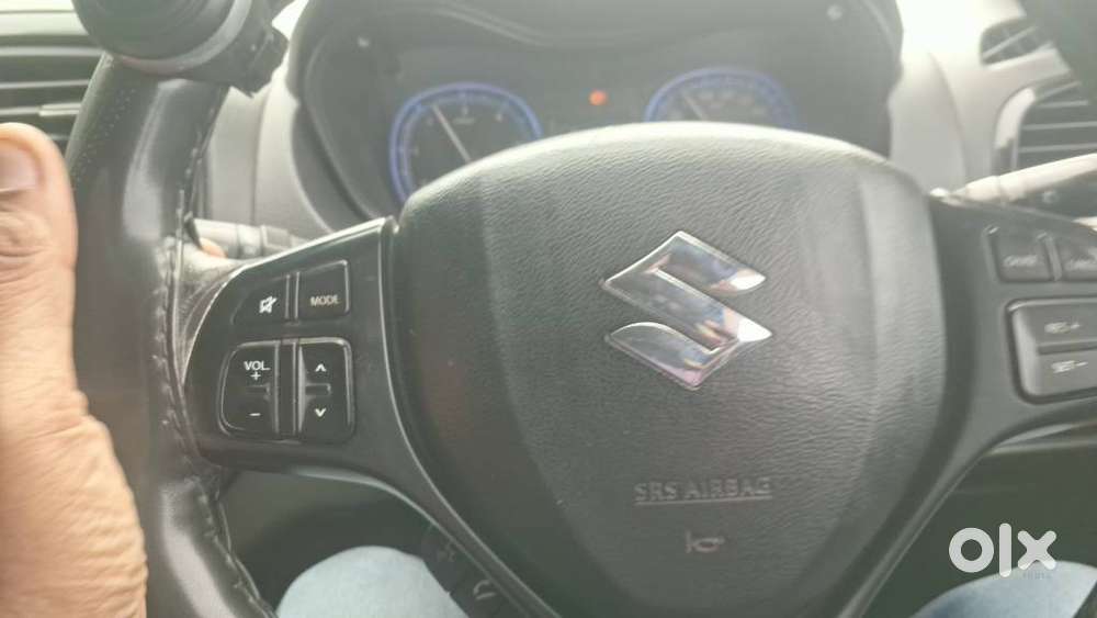 Maruti Suzuki Brezza Zdi+ Dual Tone, 2016, Diesel