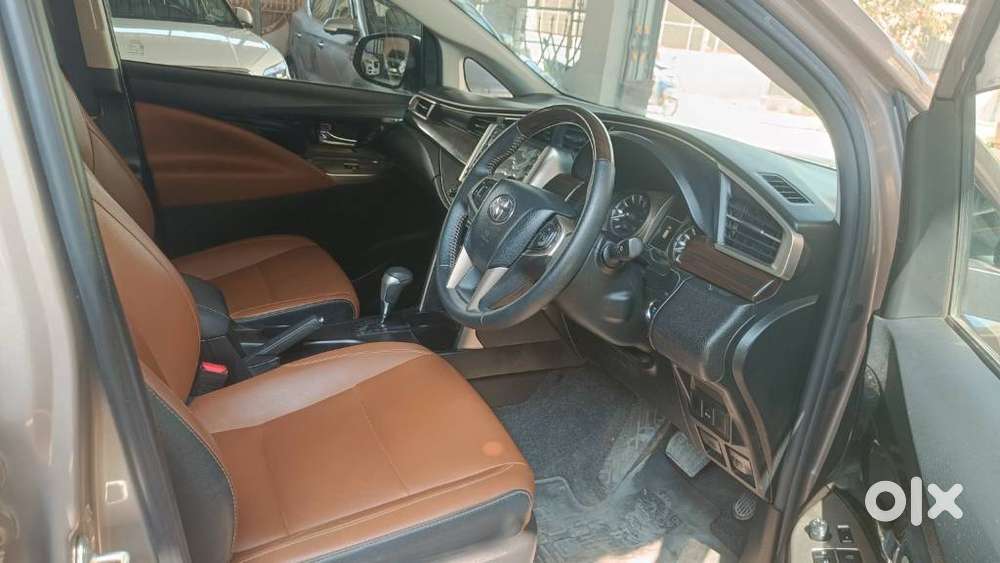 Toyota Innova Crysta