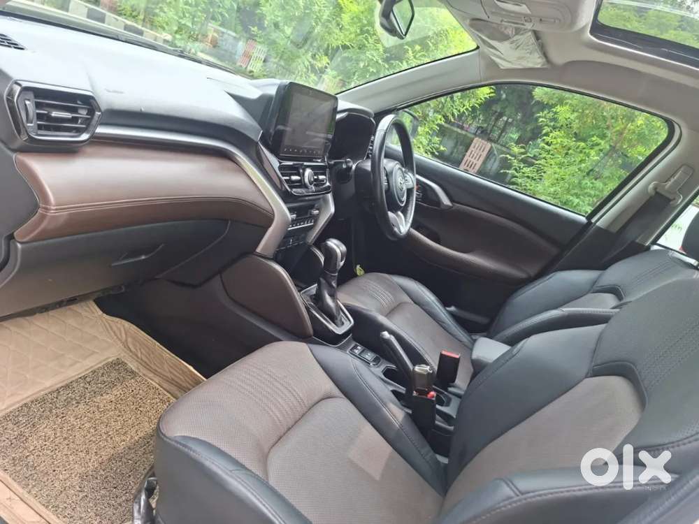 Toyota Urban Cruiser Hyryder 1.5 V Hybrid, 2024, Petrol