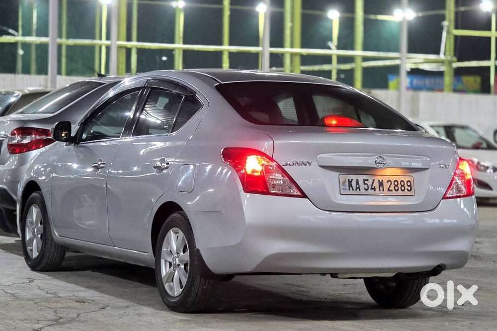 Nissan Sunny Xv Special Edition, 2012, Petrol